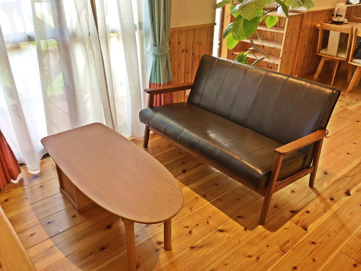 Nakijin Lodge Pensajoya Eksteriør billede